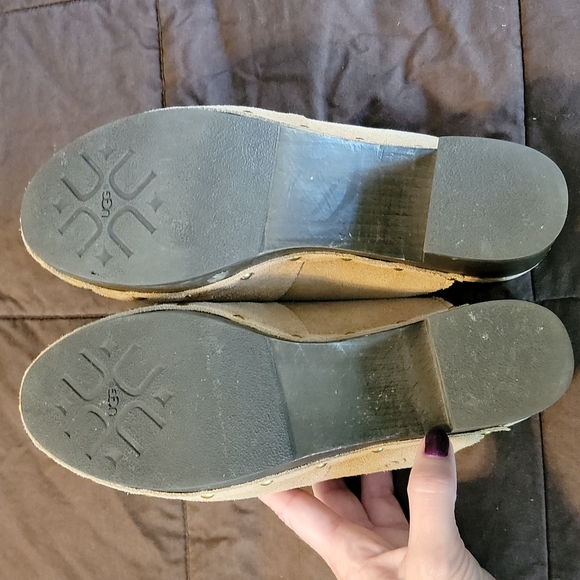 ***UGG Clogs*** - Picture 15 of 16